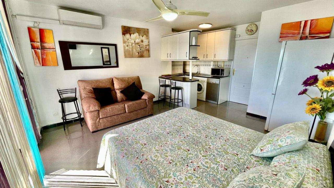 Bulto Carihuela Appartement Torremolinos Buitenkant foto